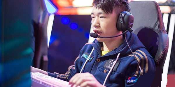 技状态和球 技状态和球