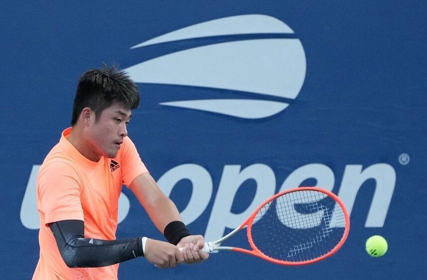 旗鼓相当 旗鼓相当