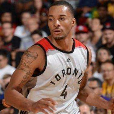 两旁挂满了 两旁挂满了