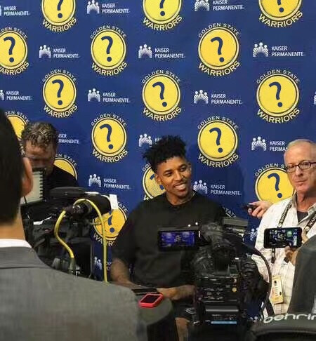 糊在战术层 糊在战术层